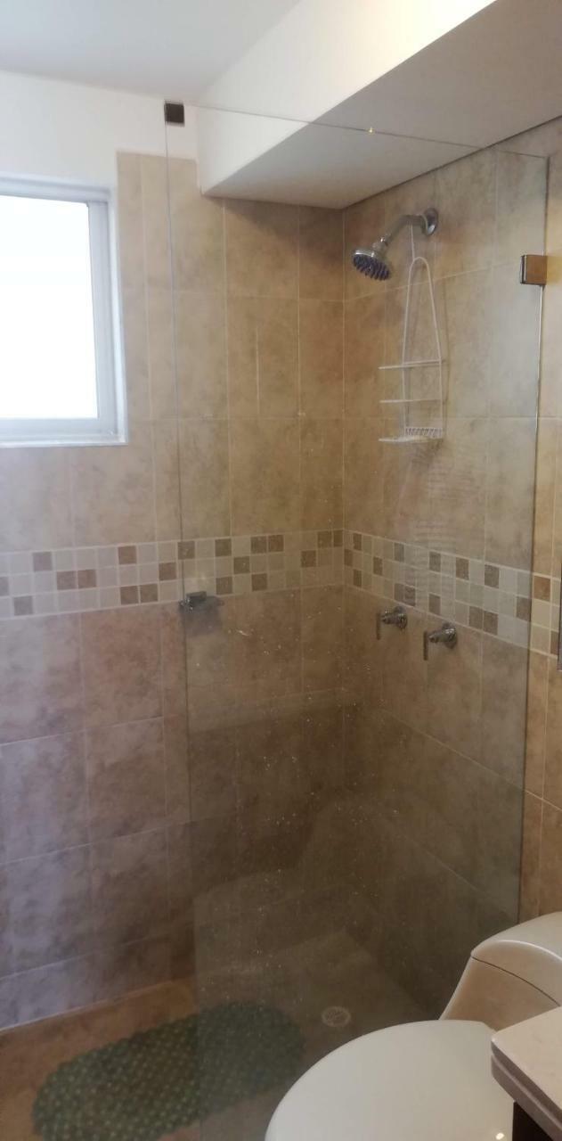 Habitación con baño privado Tunja Exterior foto